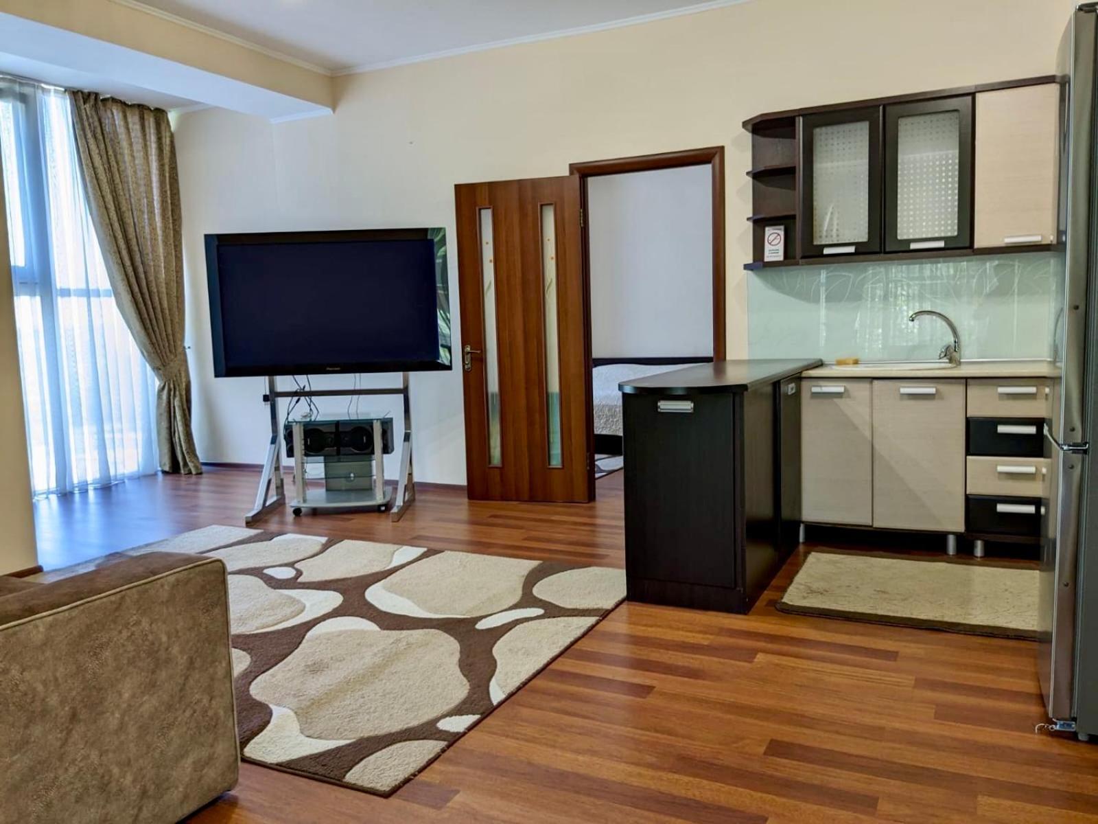 Helen Hotel !Ми працюємо! Николаев Номер фото