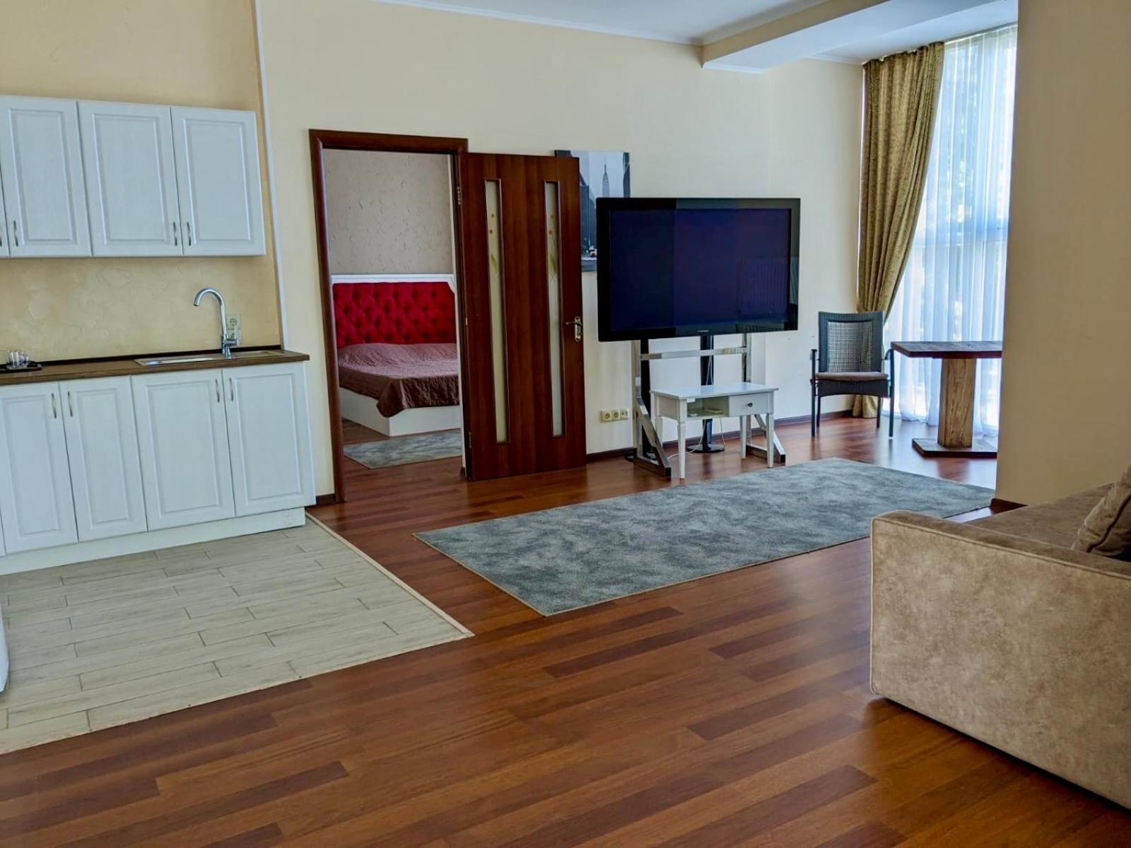 HELEN HOTEL !МИ ПРАЦЮЄМО! НИКОЛАЕВ 3* (Украина) - от 2905 RUB | NOCHI