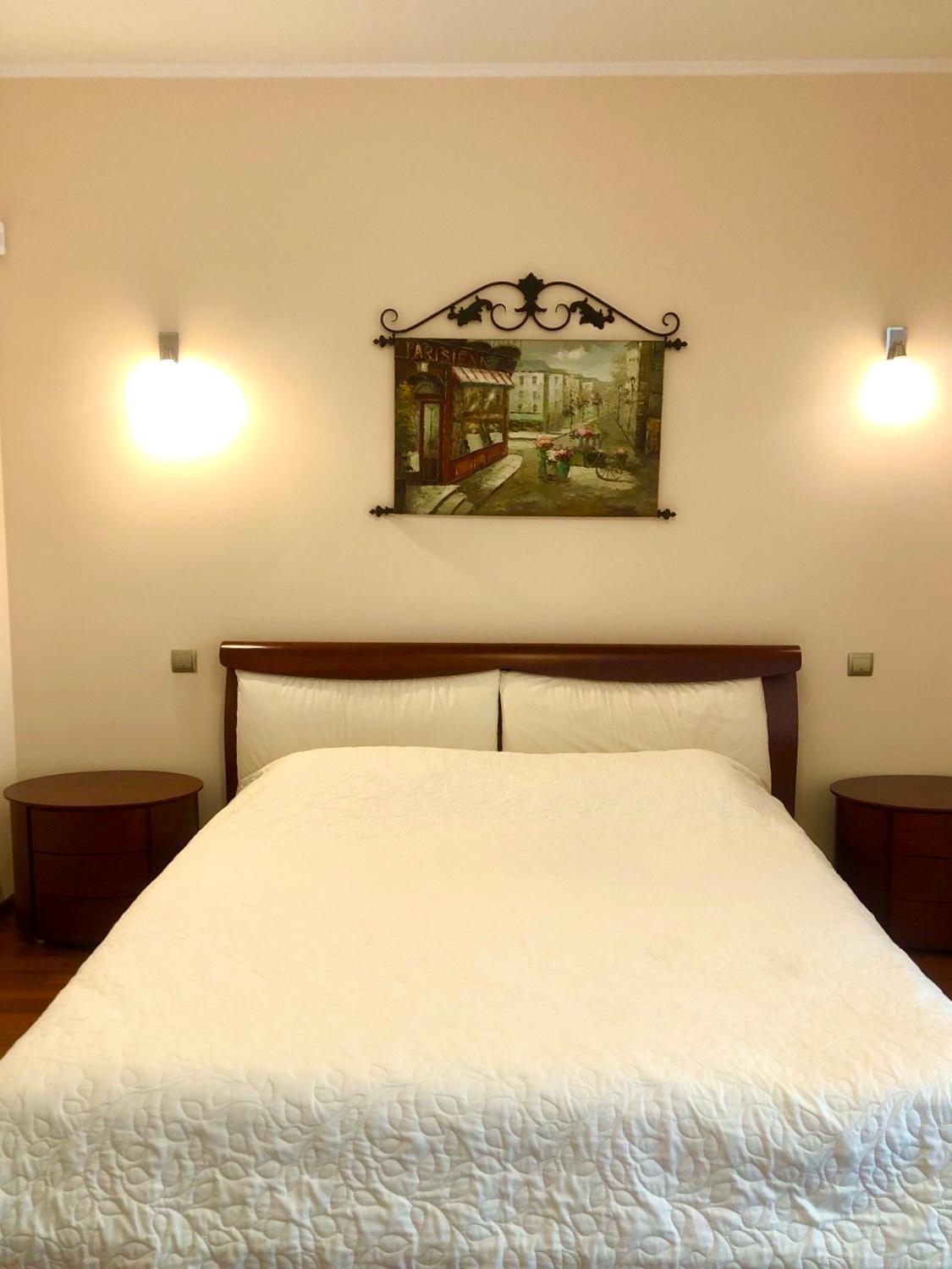Helen Hotel !Ми працюємо! Николаев Экстерьер фото